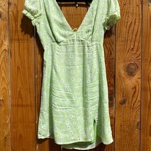 STELLA Cottage Core Lime Green Daisy Mini Dress 💚🌼